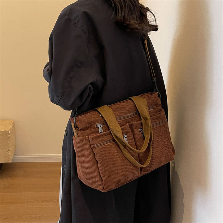 Trendige Cord-Schultertasche - VelvetVogue