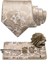 Stropdasset met paisleymotief in champagnebeige: stropdas, pochet, manchetknopen, dasspeld en bloemvormige reversspeld. 20