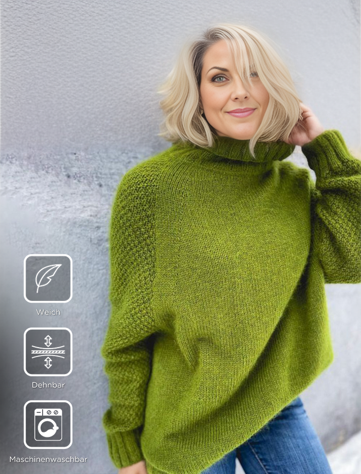 Light Green, Oversized Knitted Turtleneck Sweater - HerbstGlanz