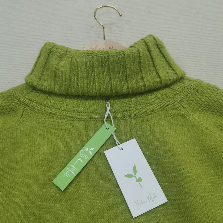 Light Green, Oversized Knitted Turtleneck Sweater - HerbstGlanz