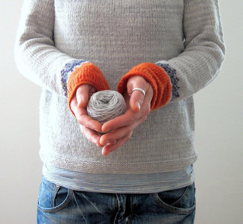 Skandinavischer trendiger Pullover mit lebendigem Muster - NordicChic