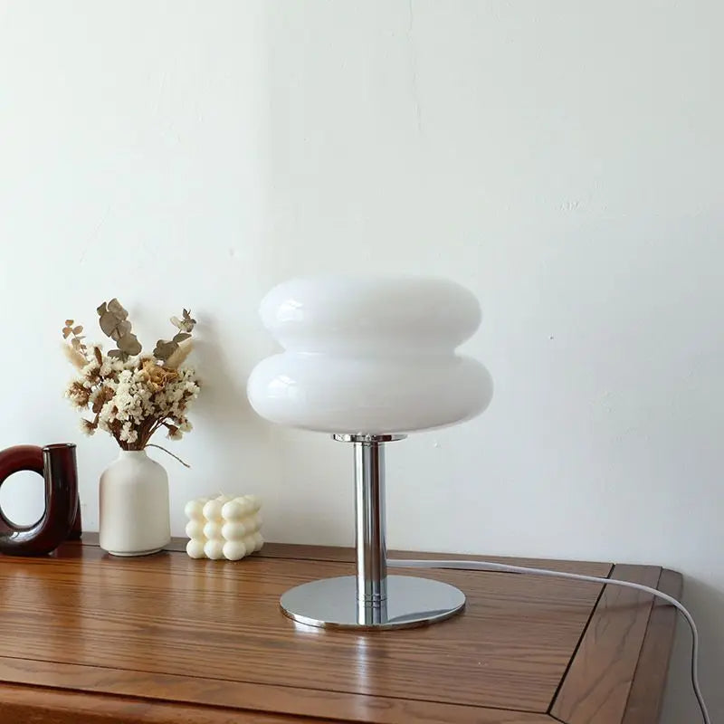 Italienische Bauhaus Tischlampe - RetroGlow