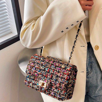 Stilvolle Damen-Schultertasche - Livia