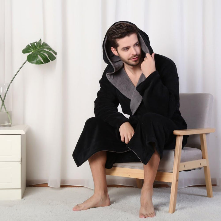 Luxuriöser Herren Bademantel mit Kapuze - Lars