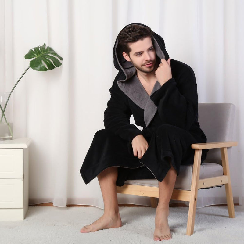 Luxuriöser Herren Bademantel mit Kapuze - Lars