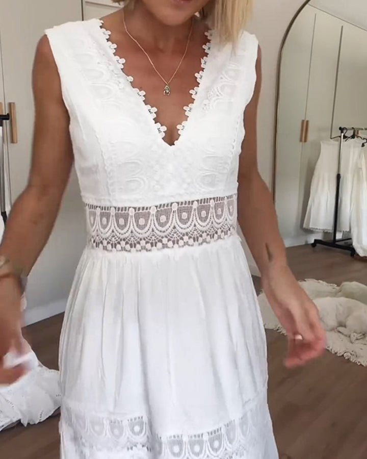 Weißes Spitzen-Midikleid mit V-Ausschnitt - Celina