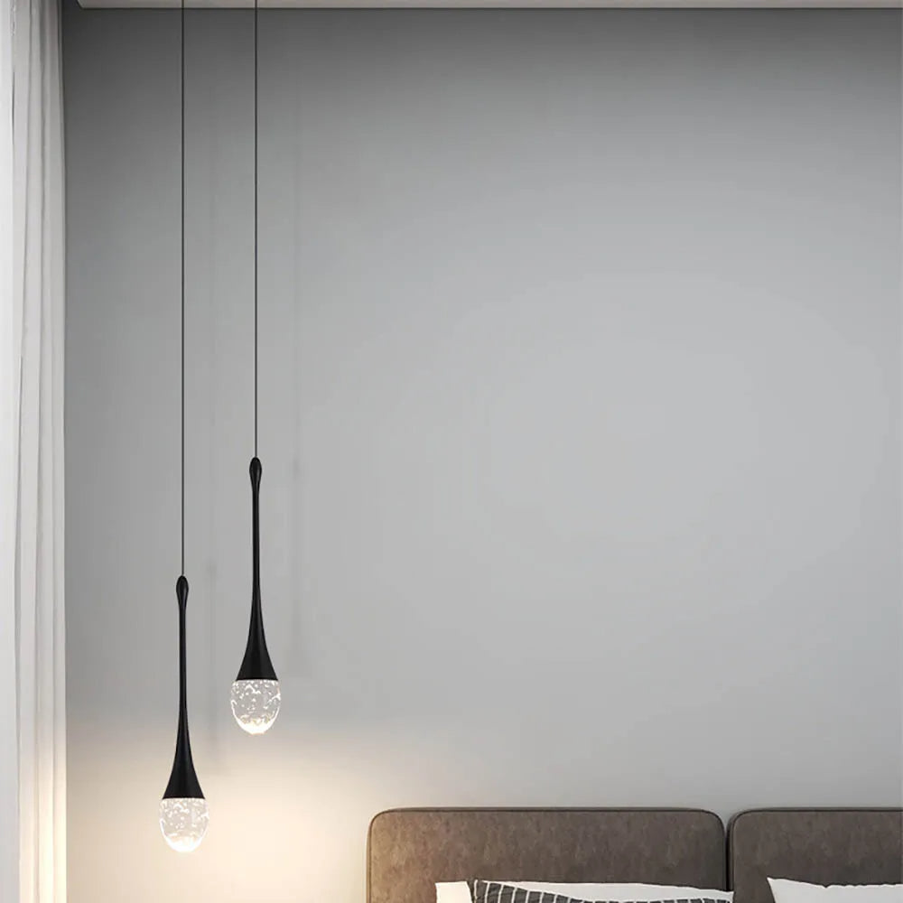 Glas-Hängelampe mit warmem Lichtschein - Vetra
