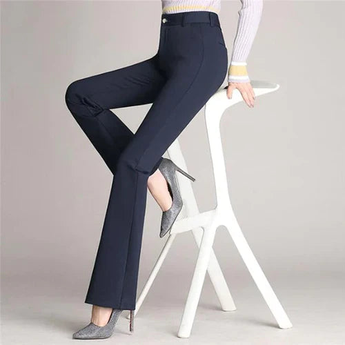 Schlanke Ausgestellte High Waist Hose – Mila