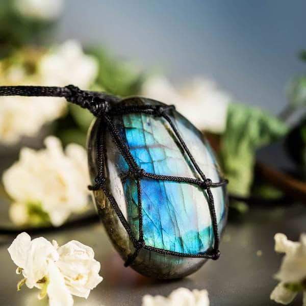 Drachenherz Labradorit Kette - Astrid