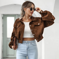 Kurze Jeansjacke mit Stil – Amira
