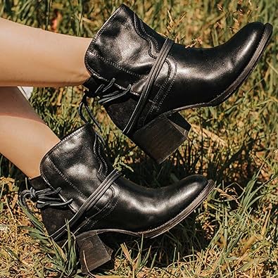 Stilvolle Leder Damenstiefeletten - Celeste