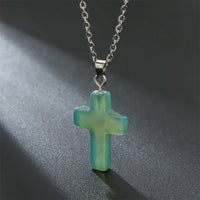 Halskette mit Kreuz aus Natürlichen Edelsteinen - Seraphina