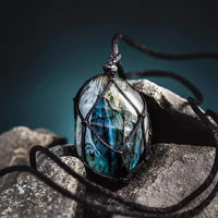 Drachenherz Labradorit Kette - Astrid
