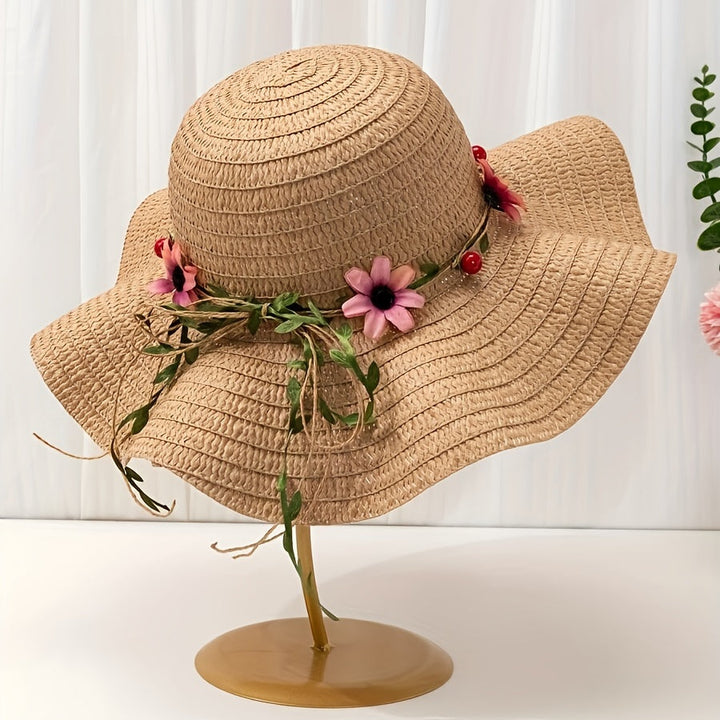 Chapeau de paille d’été pour femme avec détails floraux et fruités – Solène