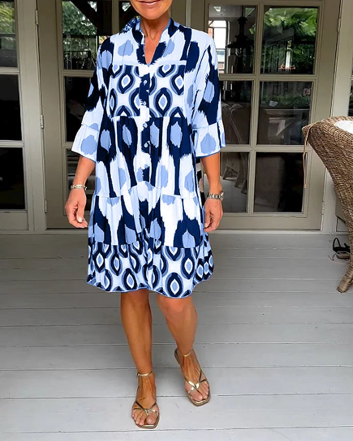 Trendiges Kleid mit kurzen Ärmeln und abstraktem Print & lockerem Schnitt – Liora