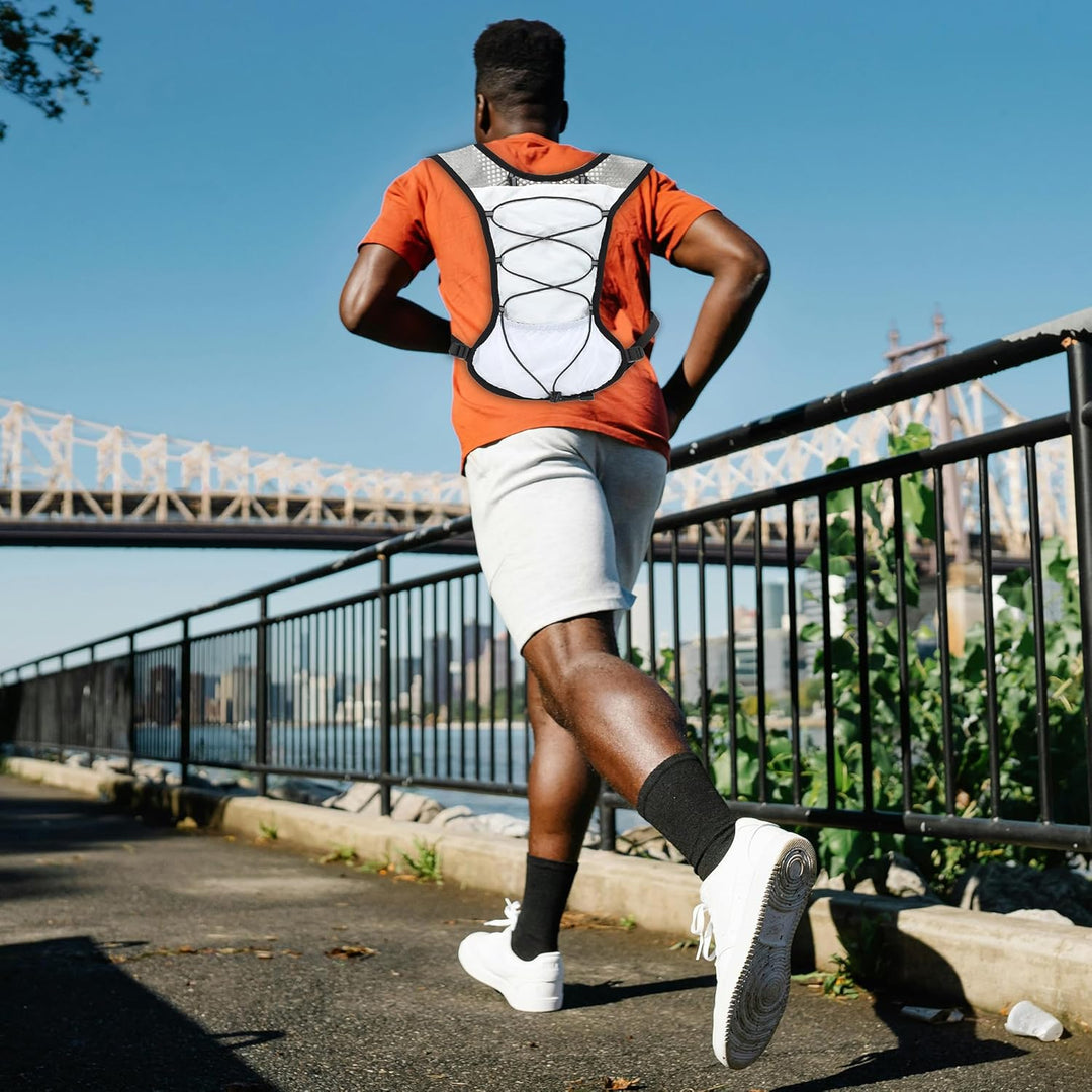 Ultra-Light Hydration Running Vest with 2L Water Reservoir – Dravien