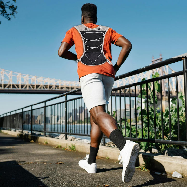 Ultra-Light Hydration Running Vest with 2L Water Reservoir – Dravien