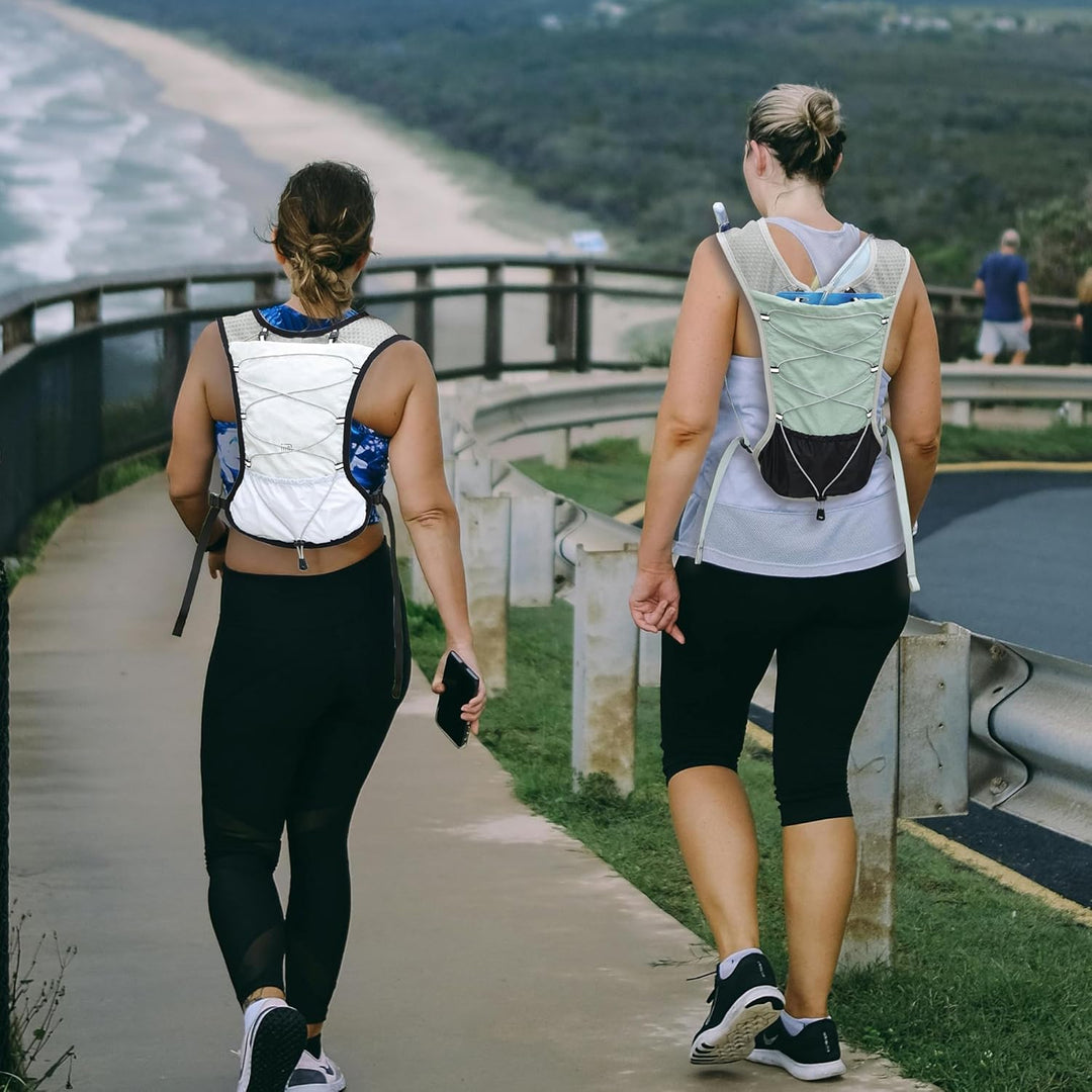 Ultra-Light Hydration Running Vest with 2L Water Reservoir – Dravien