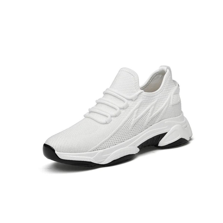 Diskrete, erhöhende Herrensneaker mit Stil - MaxLift Boost