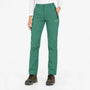 Voorkant van de groene broek met elastische tailleband, gedragen met wandelschoenen 13