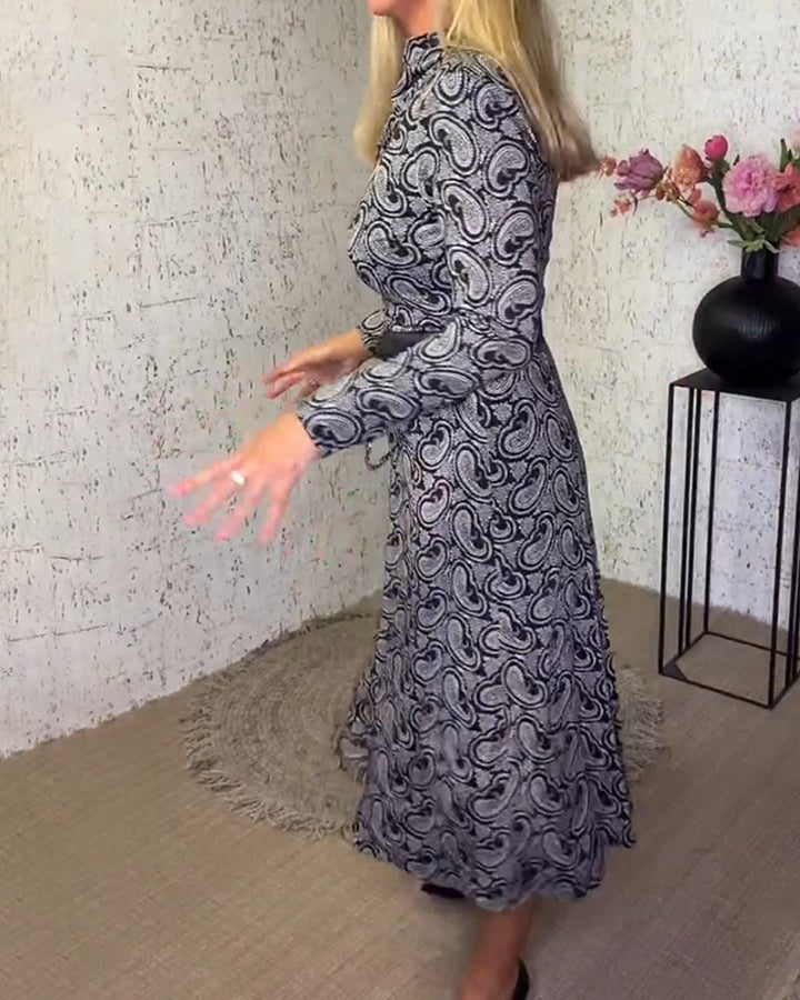 Stilvolles und vielseitiges Kleid mit Kragen und Muster - Iris