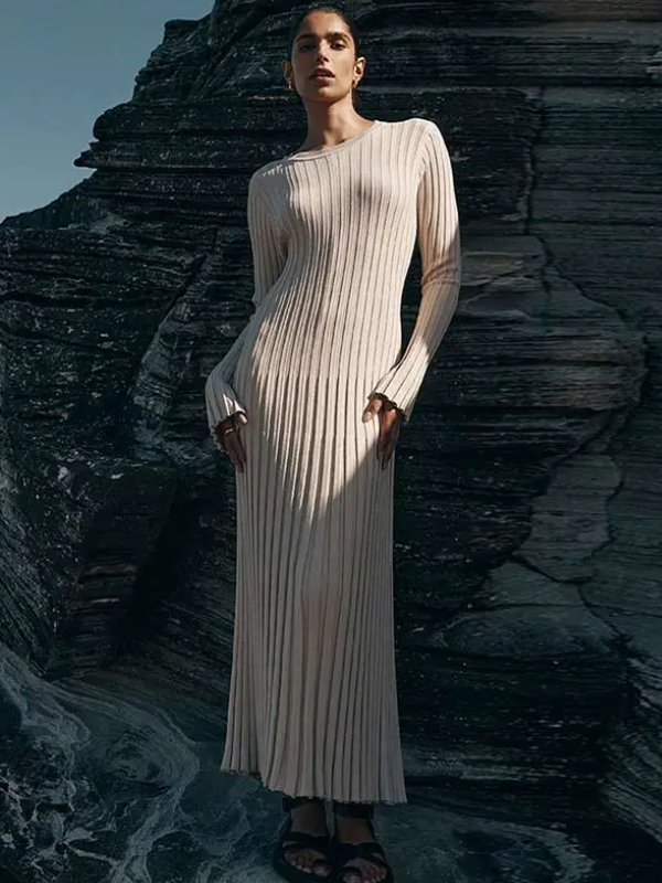 Gracie Gestricktes Maxikleid | Eng & schmeichelhaft