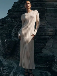 Gracie Gestricktes Maxikleid | Eng & schmeichelhaft
