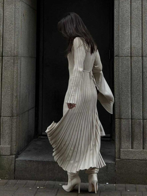 Gracie Gestricktes Maxikleid | Eng & schmeichelhaft