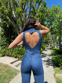 Anliegender Ärmelloser Jumpsuit - Kristin
