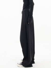 Asymmetrische weite Damenhose mit Doppelknopf – Noa
