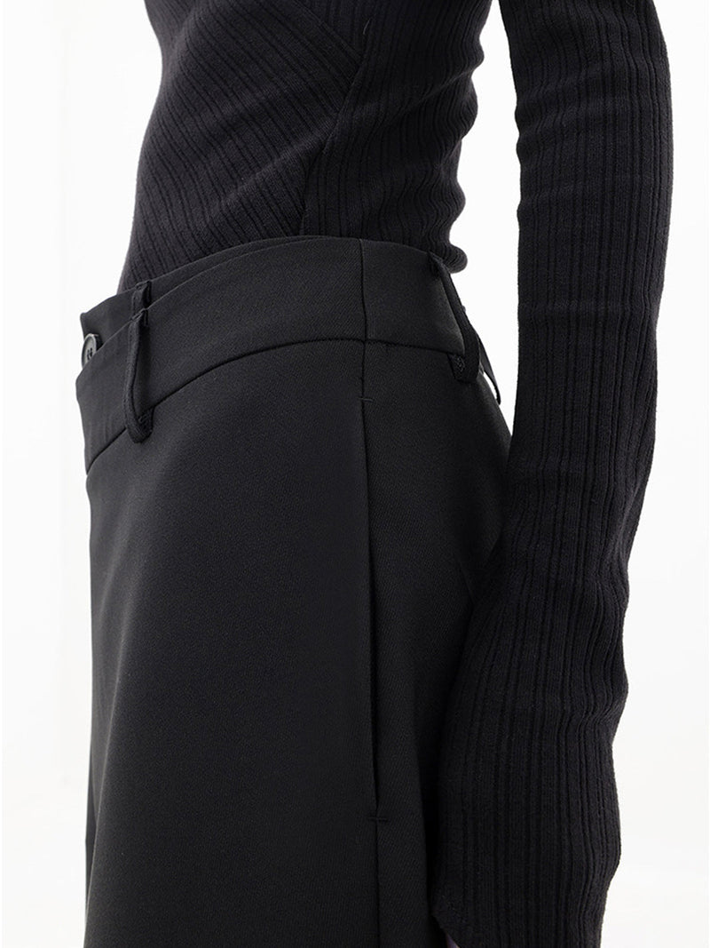 Asymmetrische weite Damenhose mit Doppelknopf – Noa