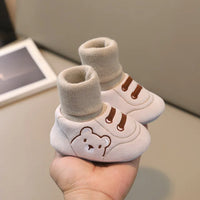 Bequeme und rutschfeste Socken-Schühchen für Kleinkinder - TinySteps