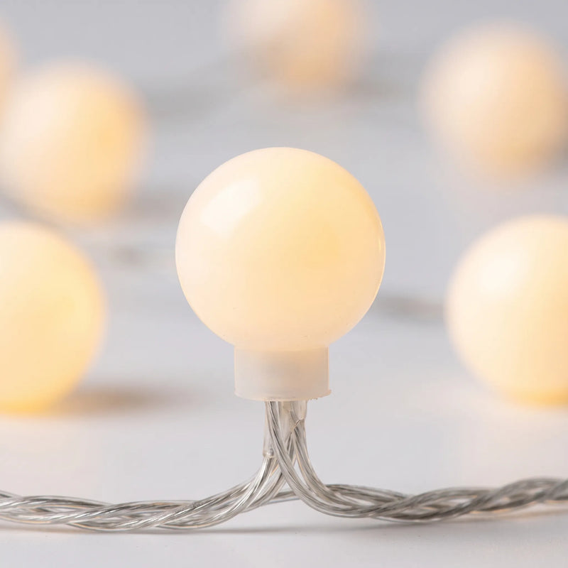 Ball Shaped LED String Lights - Lumoria