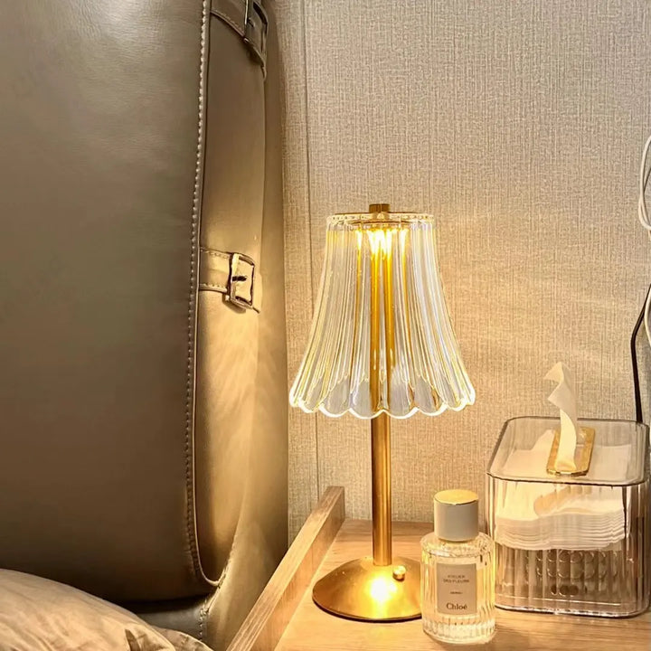 Kabellose Tischlampe mit Kristalldekor und Dimmbarer Beleuchtung - GlamLight