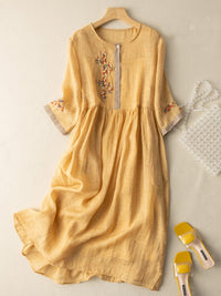 Besticktes Kleid Im Ethno-Stil - Thalea