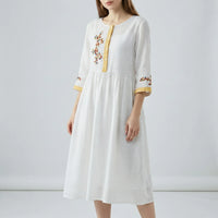 Besticktes Kleid Im Ethno-Stil - Thalea