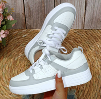 Modische Damen-Sneakers - Naya