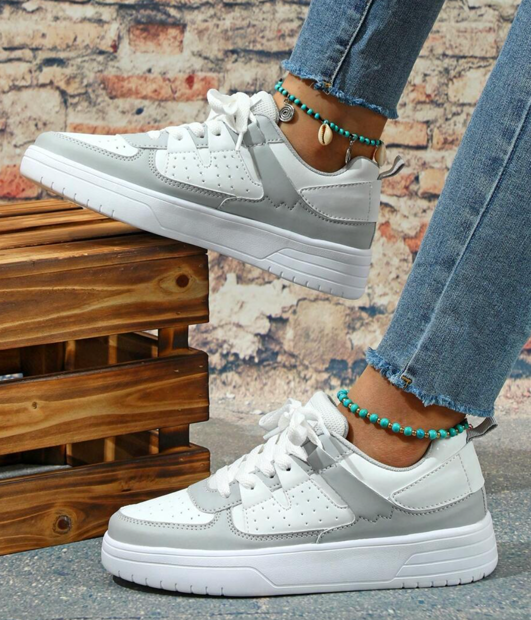 Modische Damen-Sneakers - Naya