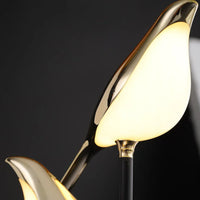 LED-Tischlampe mit stilvollem Design - AvaBird
