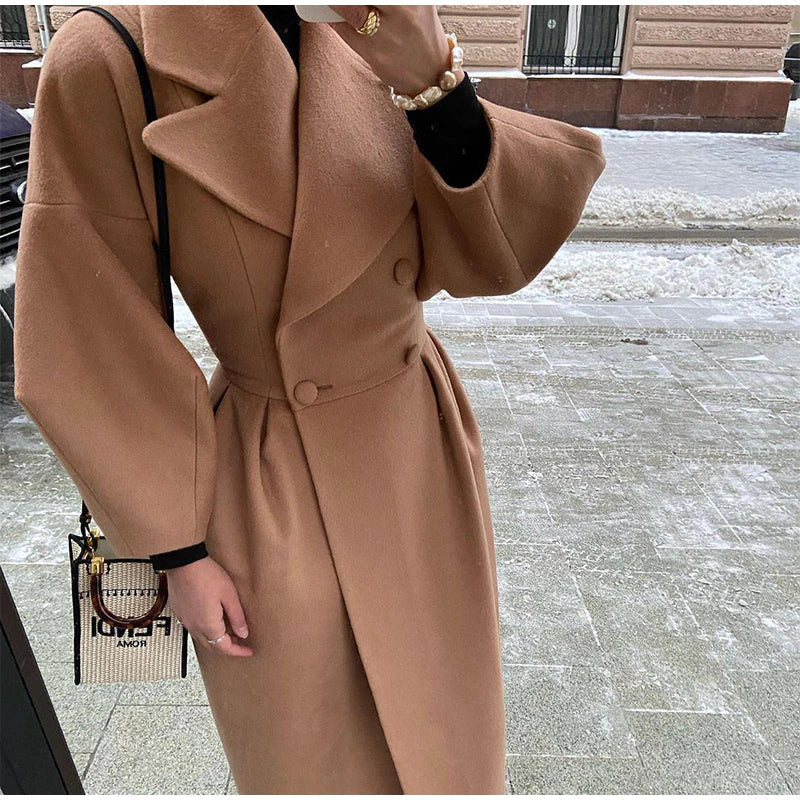 Fabienne Jacke | Weiblich, stilvoll & geschäftlich
