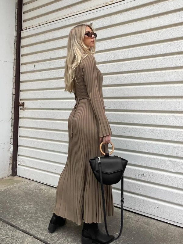 Gracie Gestricktes Maxikleid | Eng & schmeichelhaft