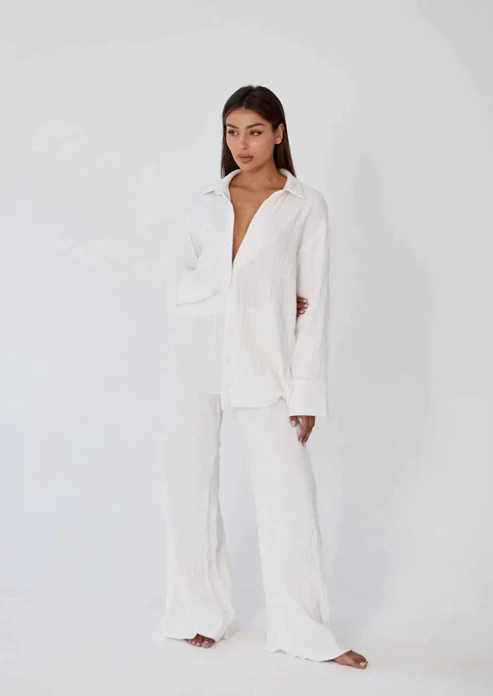 Luftiges zweiteiliges Sommeroutfit aus Leinen – Geneve