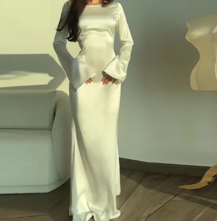 Stilvolles Kleid mit langen Ärmeln - Sophia