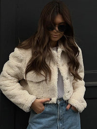 Warme und stilvolle kurze Jacke - Lucia