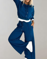 Cléo - Comfy Two-Piece Set with Hoodie and Wide Pants