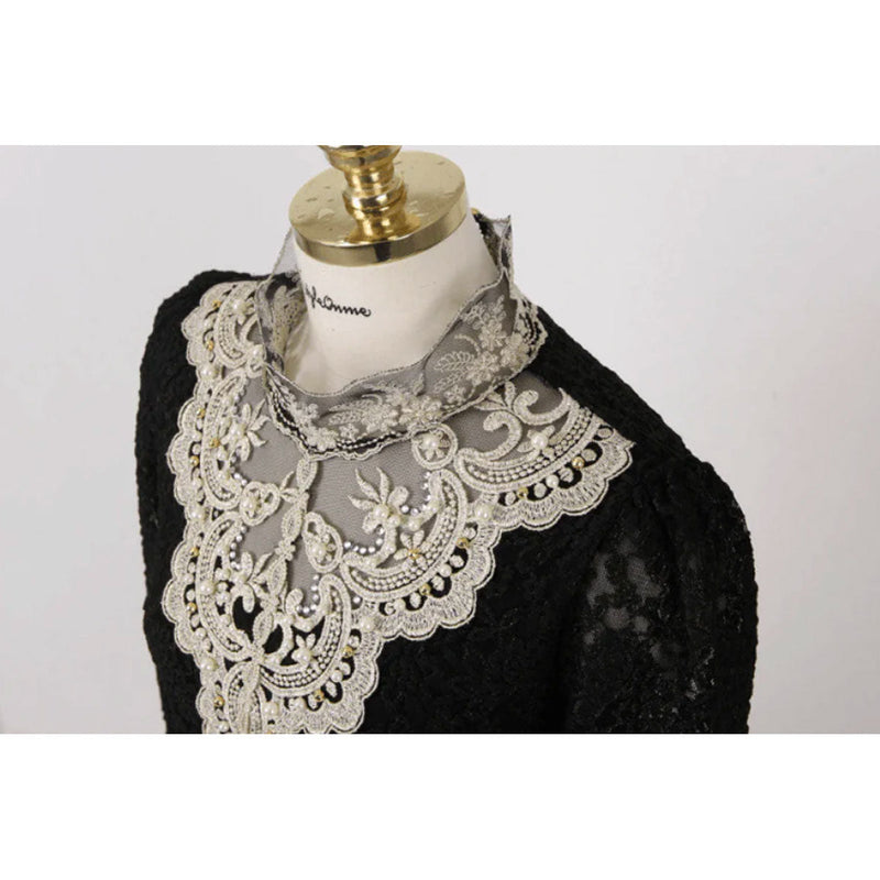 Damenbluse mit Herbststickereien – Elisabeth