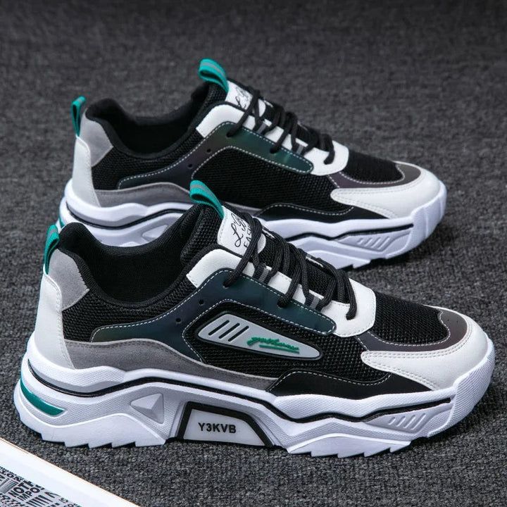 Sportliche Sneaker - StrideFlex