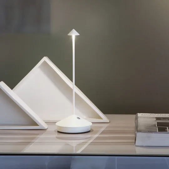 Draadloze LED Tafellamp Met Dimbaar Licht En USB Oplaadfunctie