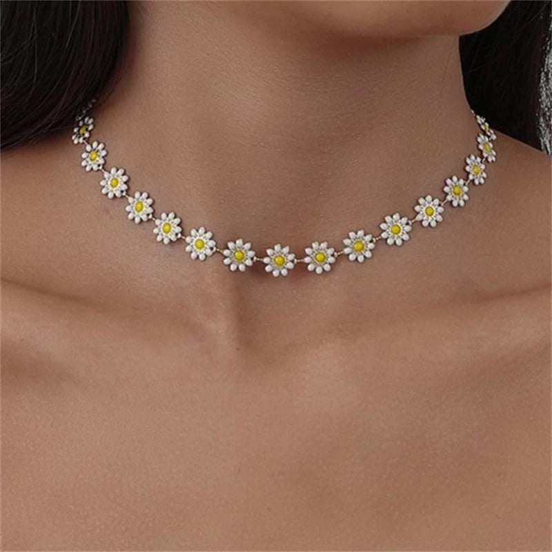 Goldene Gänseblümchenkette - Marisol