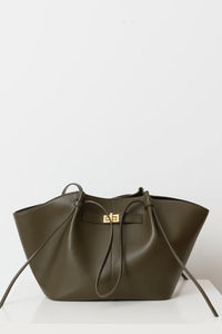 Everyday Leather Tote Bag with Front Closure Detail 8